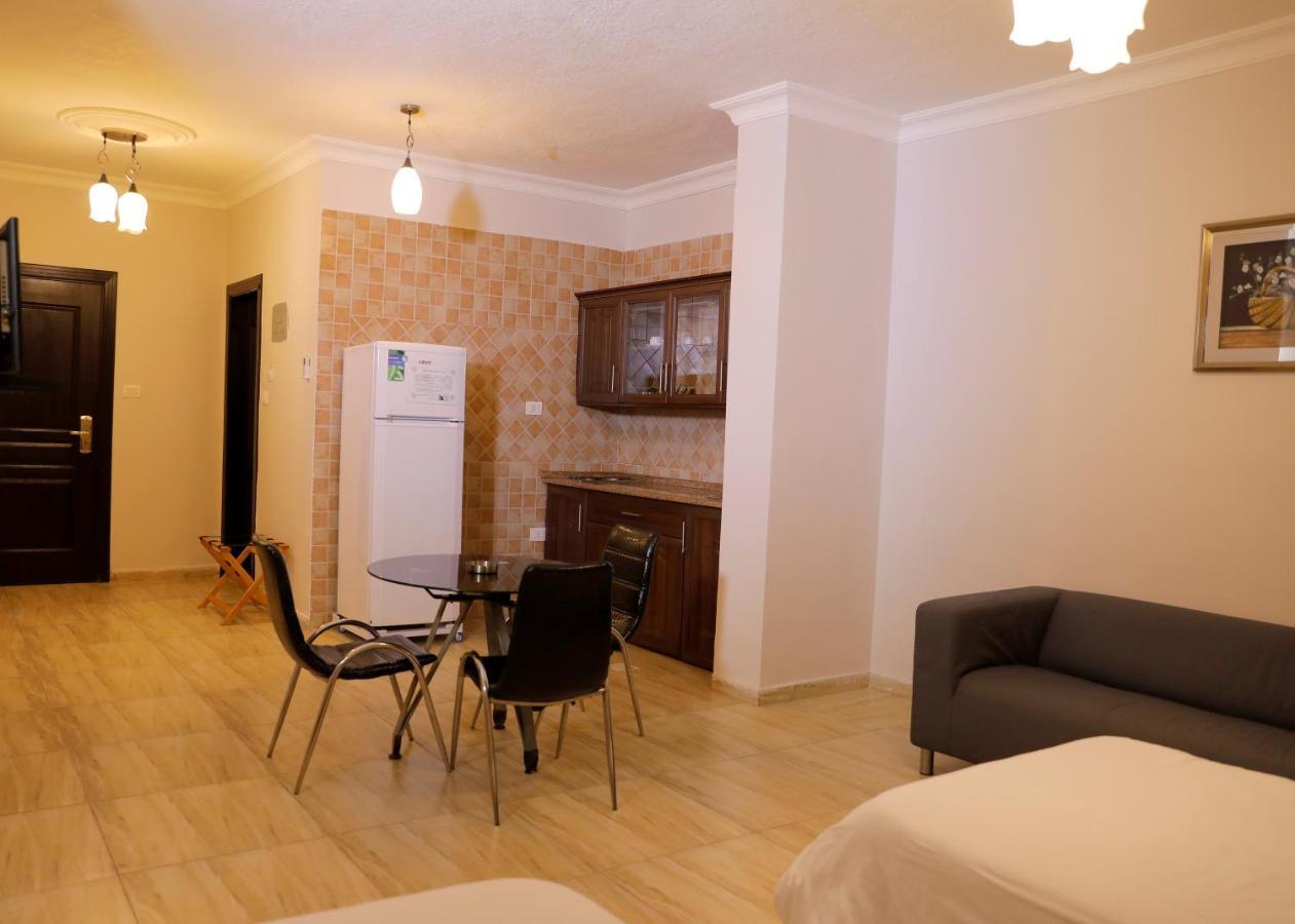 Abu Alsoud Hotel Amman Eksteriør billede